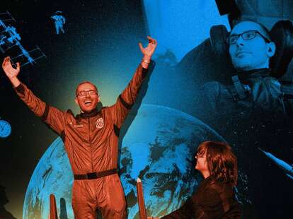 Jeff bezos rocket space tourism