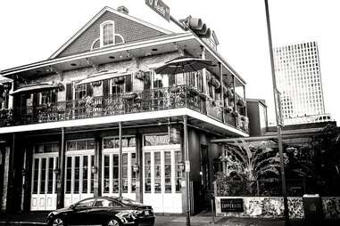 exterior of copper vine wine pub and inn in new orleans